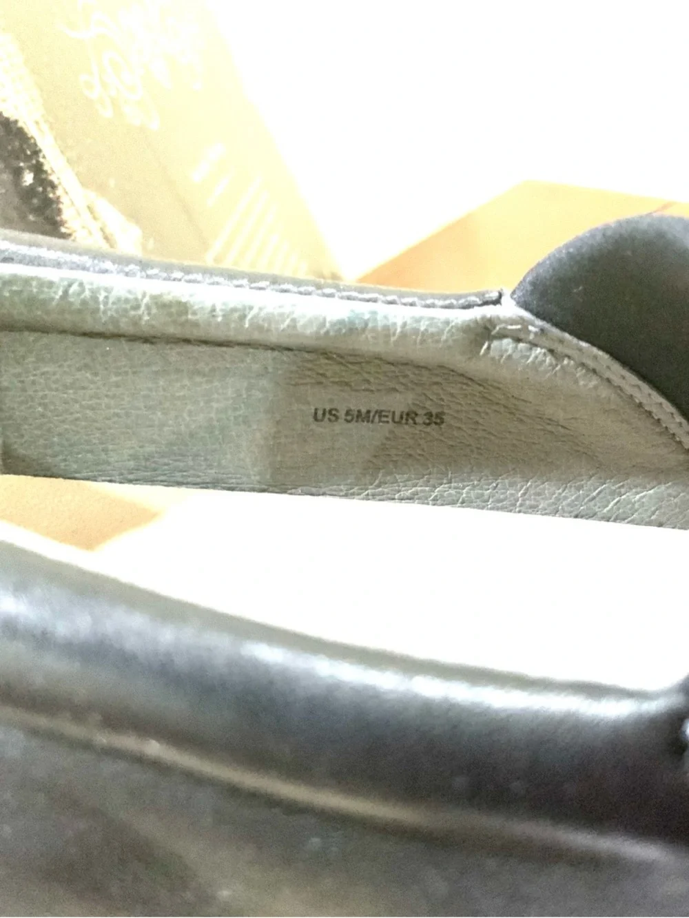 ViaSpiga Slip-ons - Picture 6 of 6